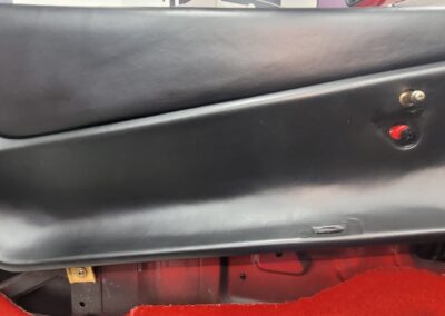 Entretien cuir Ferrari 348 – résultat du traitement VPLS